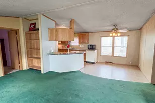 26 Maple St, Minooka, IL 60447 - Photo 3