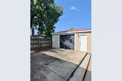 9016 S Lowe Avenue, Chicago, IL 60620 - Photo 23