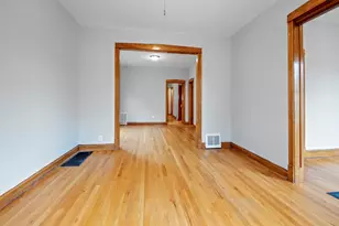 4737 N Kildare Ave, Chicago, IL 60630 - Photo 11