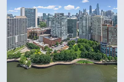 510 W Erie Street #1303, Chicago, IL 60654 - Photo 31