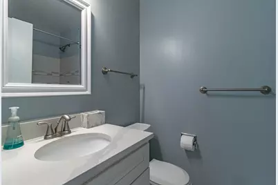 711 E Falcon Drive #201, Arlington Heights, IL 60005 - Photo 13