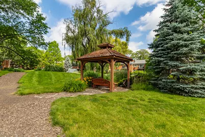 711 E Falcon Drive #201, Arlington Heights, IL 60005 - Photo 19