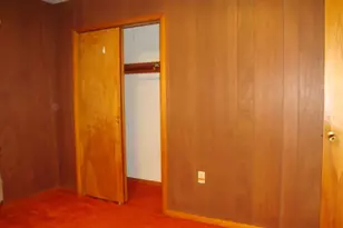 498 Park St, Cissna Park, IL 60924 - Photo 25