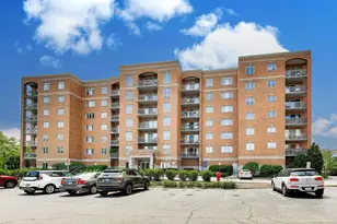 6807 N Milwaukee Ave, Niles, IL 60714 - Photo 1