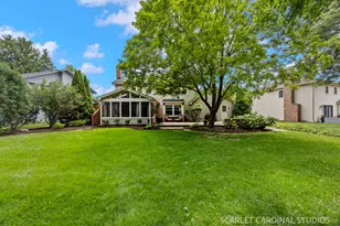 85 Claremont Dr, Naperville, IL 60540 - Photo 5