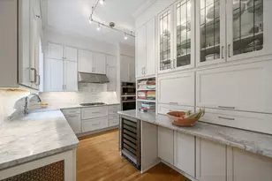 1210 N Astor St, Chicago, IL 60610 - Photo 9