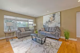 8544 W Rascher Ave, Chicago, IL 60656 - Photo 3