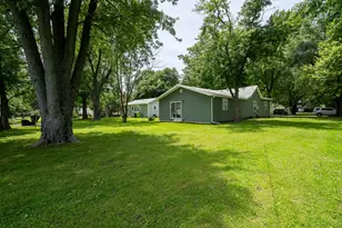 314 N 2nd Ave, Chenoa, IL 61726 - Photo 27