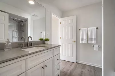 880 N Lakeside Drive #3A, Vernon Hills, IL 60061 - Photo 5
