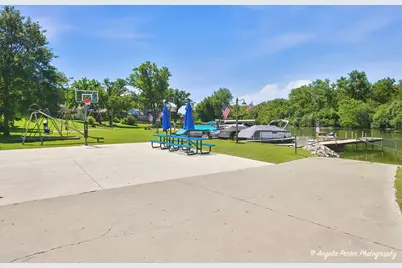 24903 W Oak Avenue, Lake Villa, IL 60046 - Photo 25