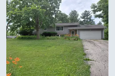 19897 Lakewood Drive, Bloomington, IL 61705 - Photo 1