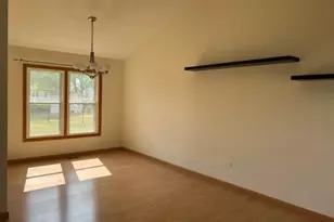 2135 Derby Ct, Wheaton, IL 60189 - Photo 3