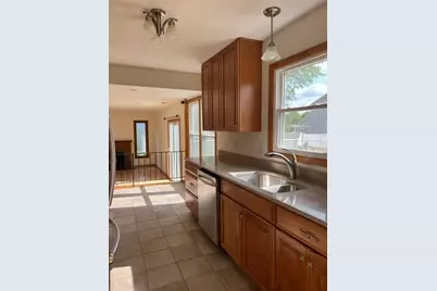 2135 Derby Court, Wheaton, IL 60189 - Photo 7