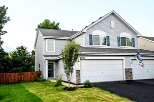 2540 Carlisle Ln, Hampshire, IL 60140 - Photo 1