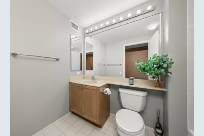 400 N La Salle Drive #2002, Chicago, IL 60654 - Photo 13