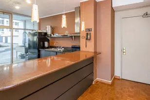 4250 N Marine Dr, Chicago, IL 60613 - Photo 23