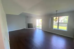 209 N Southport Rd, Mundelein, IL 60060 - Photo 9