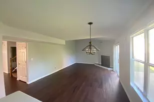 209 N Southport Rd, Mundelein, IL 60060 - Photo 11