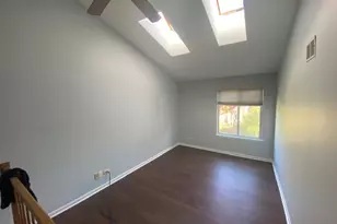 209 N Southport Rd, Mundelein, IL 60060 - Photo 13