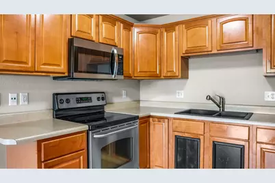 102 Essex, Unit #9 Lane, Savoy, IL 61874 - Photo 13