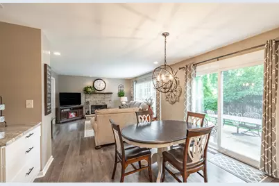 254 Mayfair Lane, South Elgin, IL 60177 - Photo 17