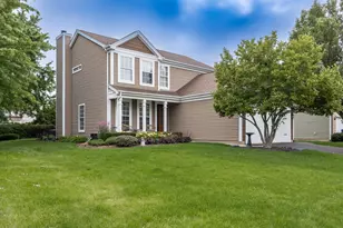 254 Mayfair Ln, South Elgin, IL 60177 - Photo 1