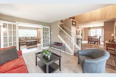 254 Mayfair Lane, South Elgin, IL 60177 - Photo 5
