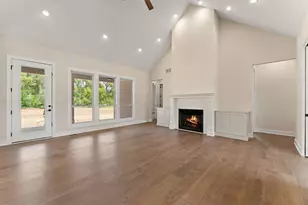 493 Stonebridge Pkwy, Valparaiso, IN 46383 - Photo 9