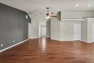 609 N Glover Ct, Saint John, IL 61873 - Photo 11