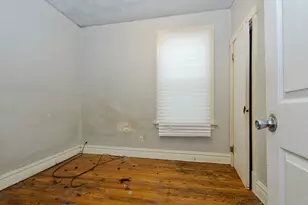 10320 S Indiana Ave, Chicago, IL 60628 - Photo 11