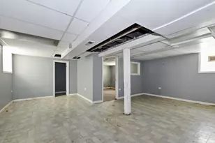 10320 S Indiana Ave, Chicago, IL 60628 - Photo 19