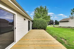 1005 Wembley Dr, Island Lake, IL 60042 - Photo 21