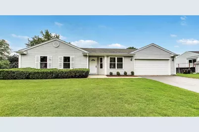 1005 Wembley Drive, Island Lake, IL 60042 - Photo 1