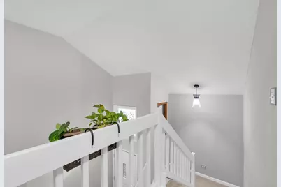 450 Berkshire Drive, Crystal Lake, IL 60014 - Photo 19