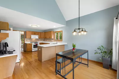 855 Ayers Street, Bolingbrook, IL 60440 - Photo 9