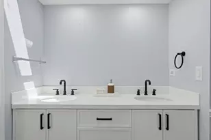 1623 W Bray Ct, Arlington Heights, IL 60005 - Photo 35