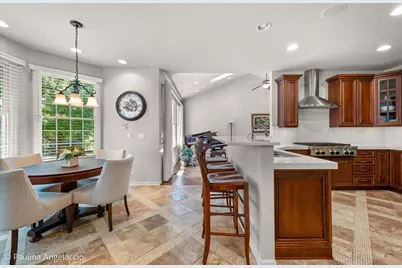 25 Aztec Court, South Barrington, IL 60010 - Photo 5