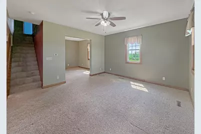 312 E Buckeye Road, Dakota, IL 61018 - Photo 17