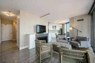 222 N Columbus Dr, Chicago, IL 60601 - Photo 11