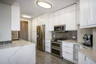 222 N Columbus Dr, Chicago, IL 60601 - Photo 15