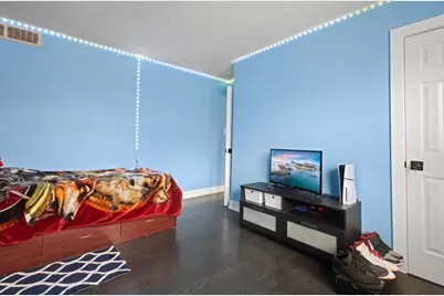 251 W 10th Street, Chicago Heights, IL 60411 - Photo 9