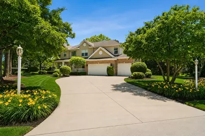 411 Periwinkle Way, Prospect Heights, IL 60070 - Photo 5