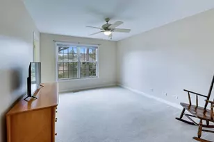 411 Periwinkle Way, Prospect Heights, IL 60070 - Photo 39