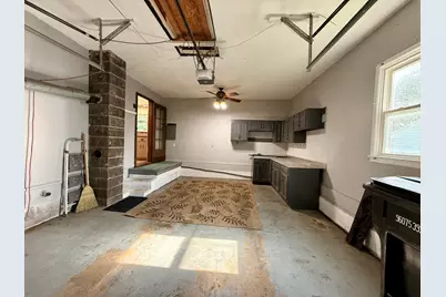 101 S Fairview Place, Clifton, IL 61727 - Photo 21