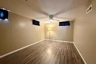 101 S Fairview Pl, Clifton, IL 61727 - Photo 15