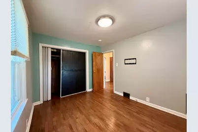 101 S Fairview Place, Clifton, IL 61727 - Photo 11