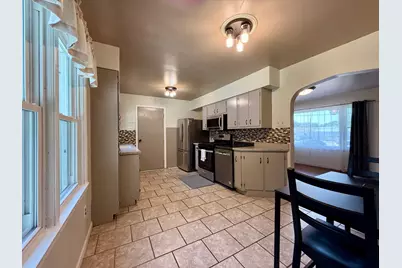 101 S Fairview Place, Clifton, IL 61727 - Photo 5