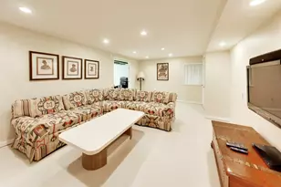 7 The Court Of Hidden Bay, Northbrook, IL 60062 - Photo 25