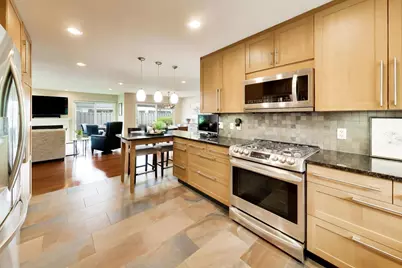 7 The Court Of Hidden Bay, Northbrook, IL 60062 - Photo 11