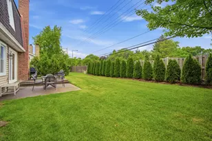 1022 Hobson Dr, Buffalo Grove, IL 60089 - Photo 35